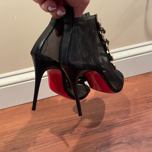 Christian Louboutin size 36 - Picture 7 of 9